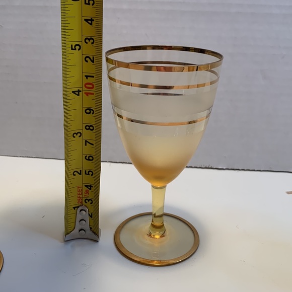 MCM Clear and gold striped stemmed glasses set of 6 - Picture 2 of 5